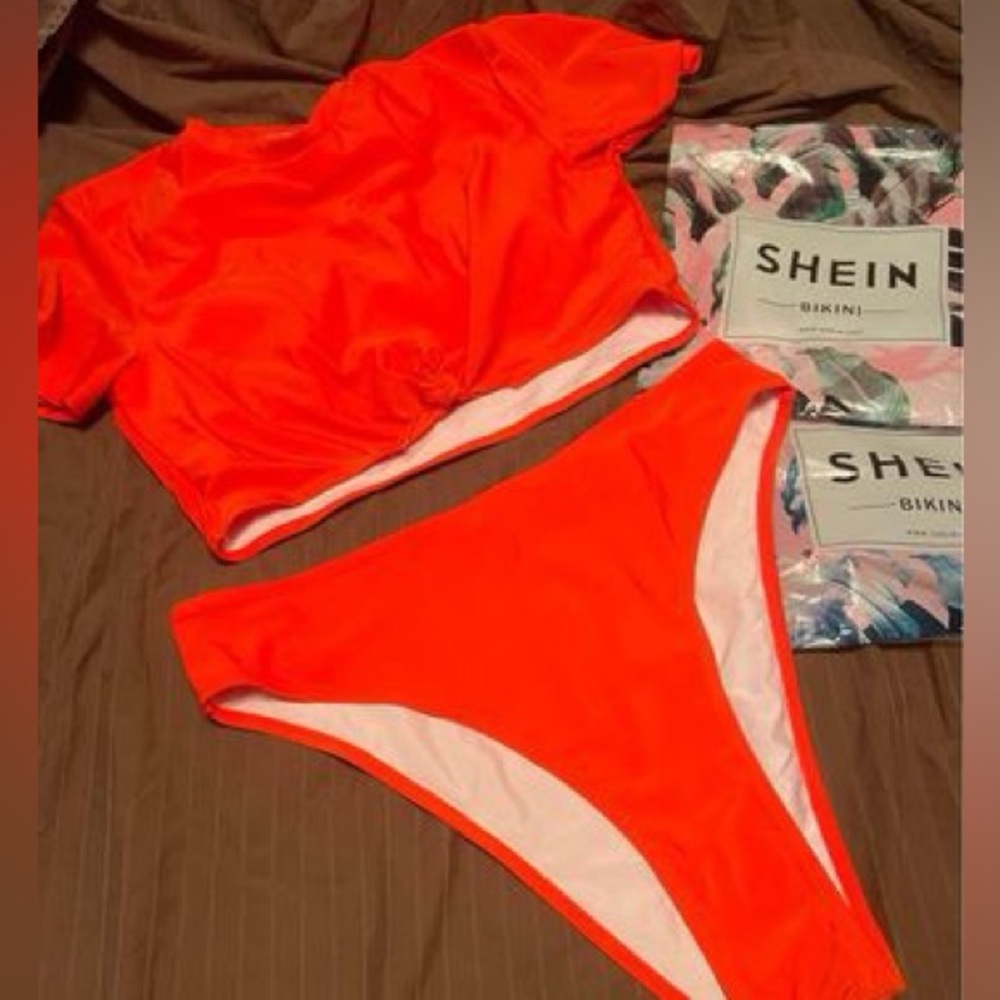 Shein Two Piece Swim-Suit Size XL.